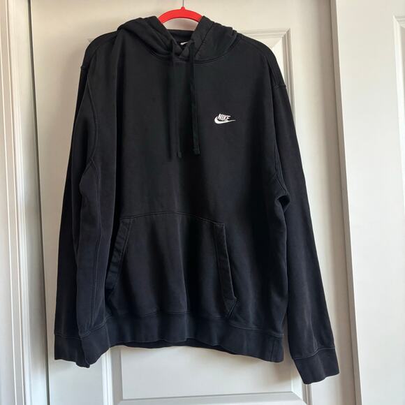 Nike Club Fleece Men's Pullover Hoodie Sz XL Black Athleisure - Picture 1 of 10